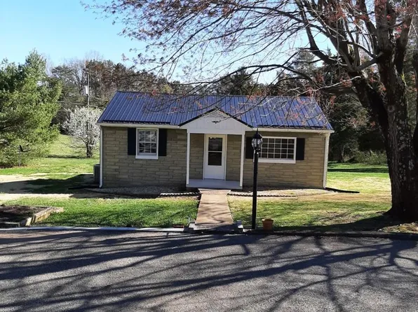 64 Valentine Dr, Lynch Station, VA 24571
