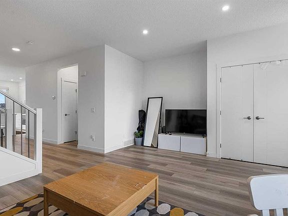 4th image of 311 Union Ave SE