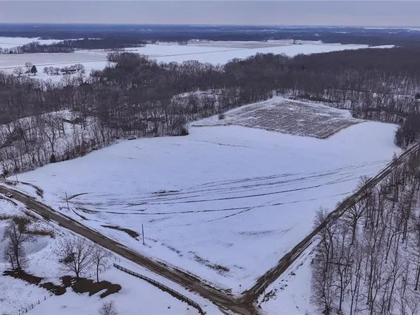 Rr E Ave N #2300, Brownstown, IL 62418