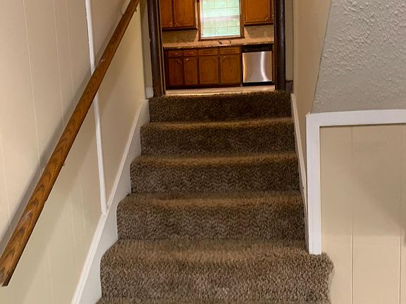 5th image of 1405 Medina Ln
