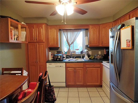 2nd image of 4704 Prescott Dr
