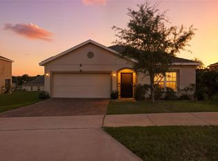 209 Luxmore Rd, Groveland, FL 34736