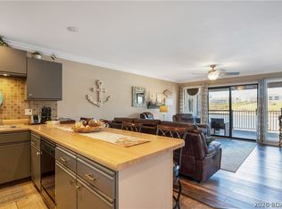 150 Southwood Shores Pl #23-2B, Lake Ozark, MO 65049