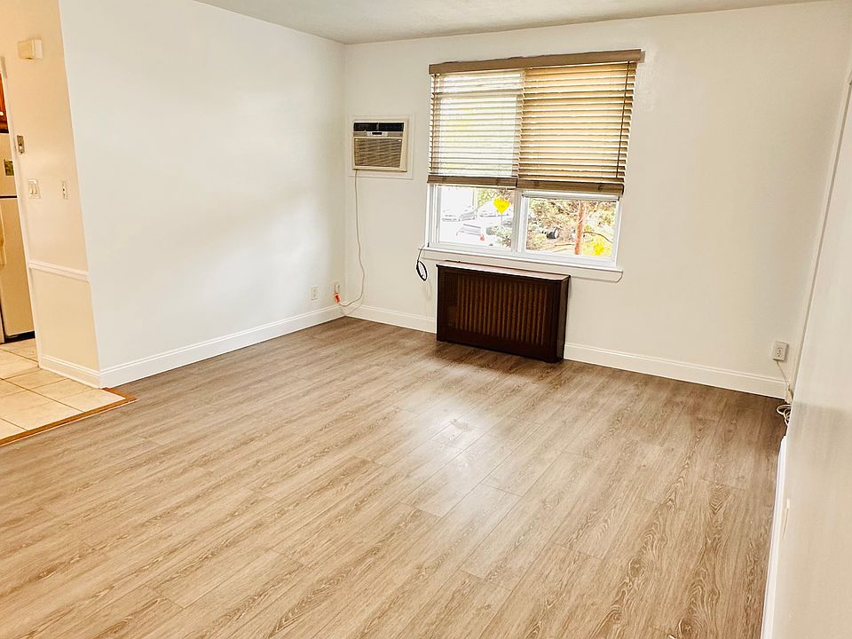 1st image of 2547 150th St Floor 2