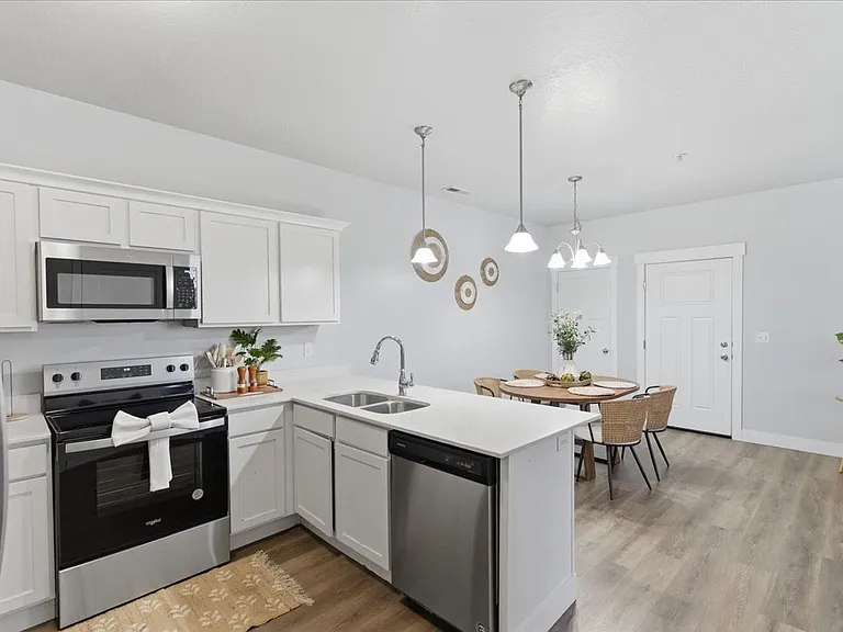 14469 S Selving Way #C201 — Photo 5