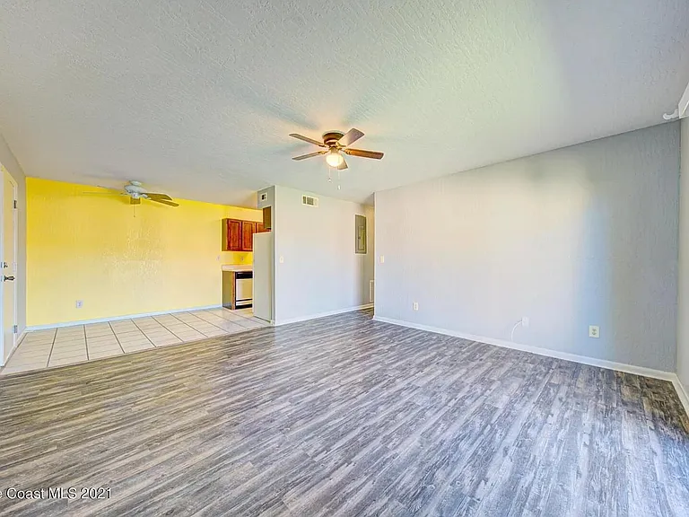 2190 Forest Knoll Dr NE #207 — Photo 9
