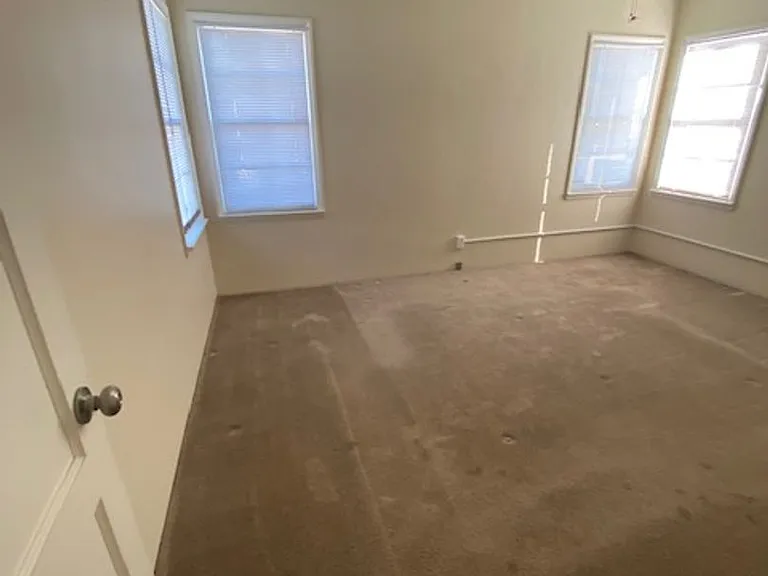 32 Alameda Ave — Photo 15