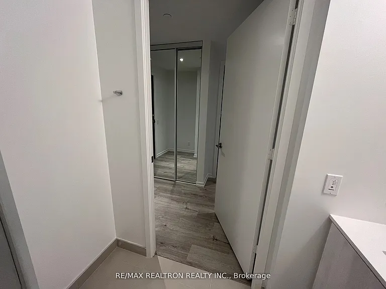 1000 Portage Pkwy #5005 — Photo 34
