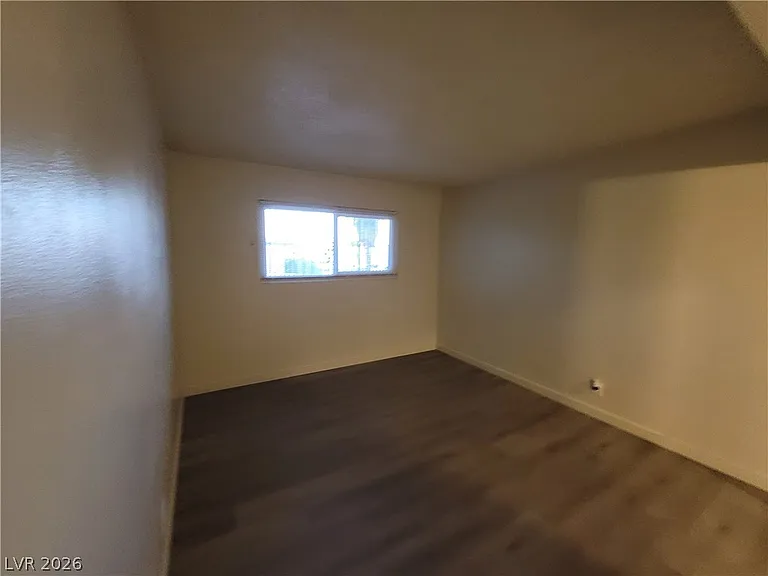 615 S Royal Crest Cir #10 — Photo 14