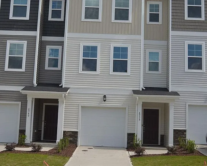 4938 Southern Magnolia Dr — Photo 1