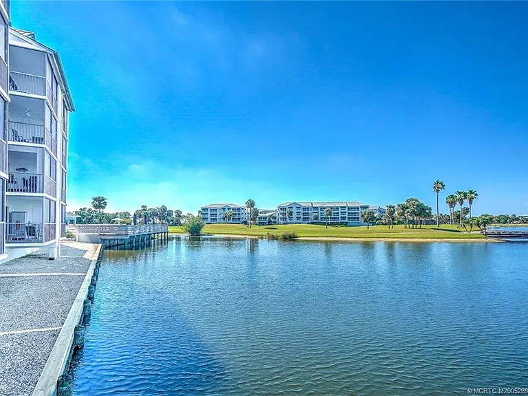 40 NE Plantation Rd #203 — Photo 35