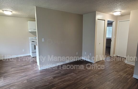 5th image of 8602 S C St #D5