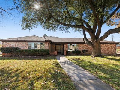 345 Mayfair Dr, Hurst, TX, 76054