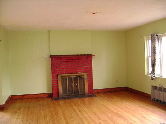 3rd image of 114 Udall Dr
