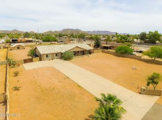9138 E Dennis St, Mesa, AZ 85207