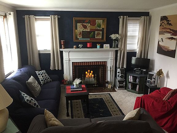 3rd image of 2632 Bowman St NW