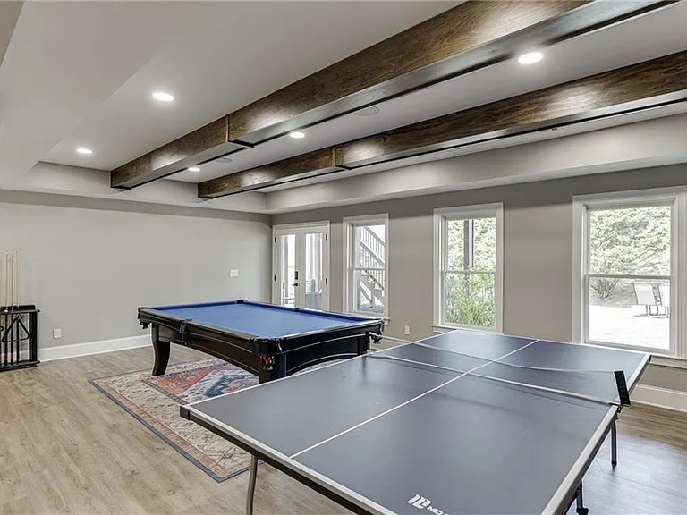 4612 Grandview Pkwy — Photo 59