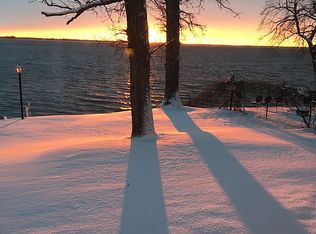 4659 Plummers Point Rd, Oshkosh, WI 54904