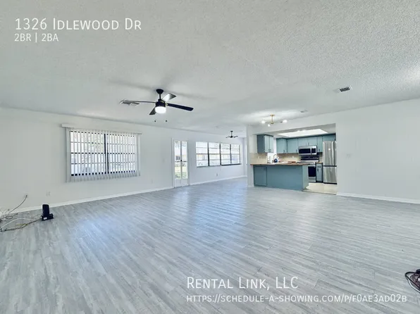 1326 Idlewood Dr, Sun City Center, FL 33573