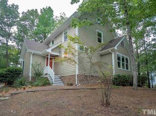 905 Queensbury Cir, Durham, NC 27713