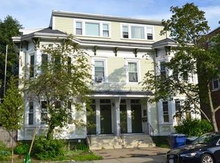138 Huron Ave APT 3, Cambridge, MA 02138