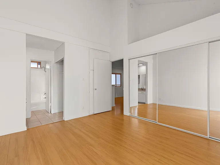 (AN/FE/YO:B) 4610 Natick Avenue — Photo 11