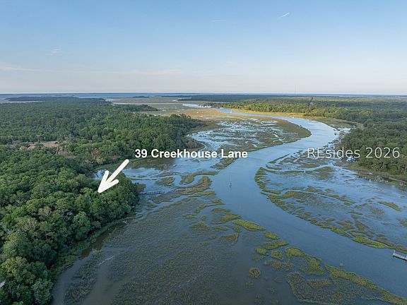 2nd image of 39 Creekhouse Ln