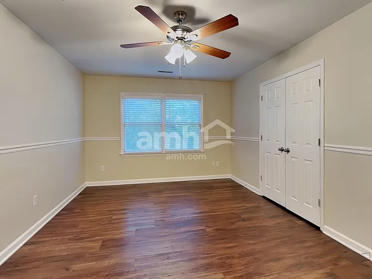 6112 Glenridge Ct — Photo 11
