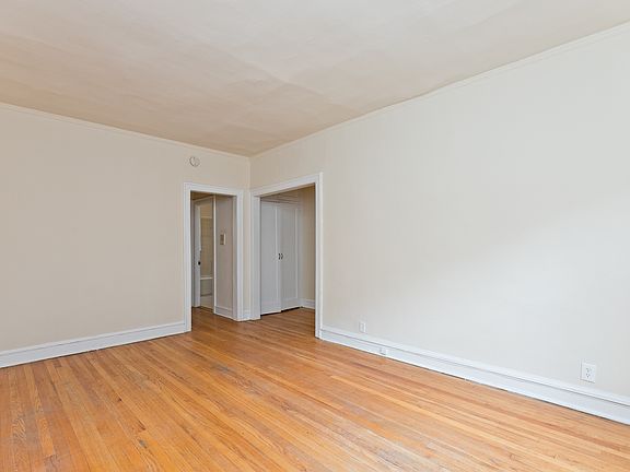 5th image of 1335 W Touhy Ave APT 2N