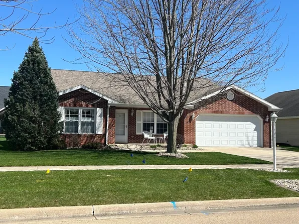 3225 Becker Dr N, Peru, IL 61354