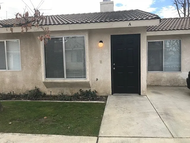 3208 Brookside Dr #A-D — Photo 1