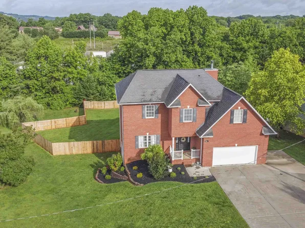 160 Brentwood Pl, Lenoir City, TN 37772