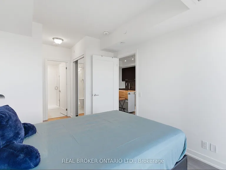 2 Manderley Dr #912 — Photo 39
