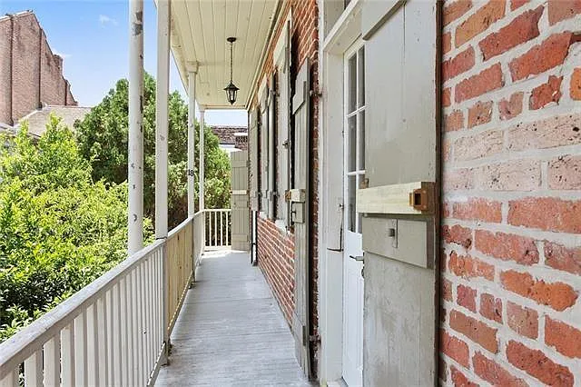 1 bed, 1.5 bath, 700 sqft, $1,700 — Photo 1