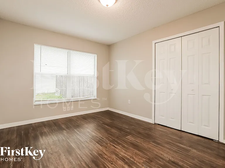 1216 Timber Trace Dr — Photo 11
