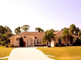 117 Dickens Ave, Sebastian, FL 32958