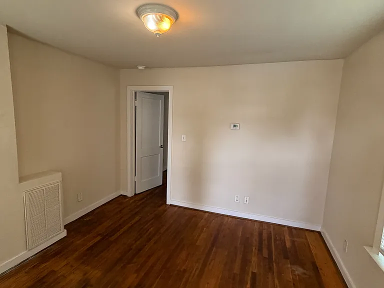 1108 Halifax St — Photo 12