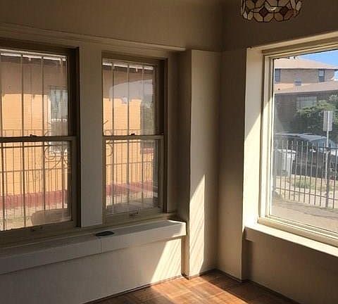 2nd image of 1208 W Missouri Ave