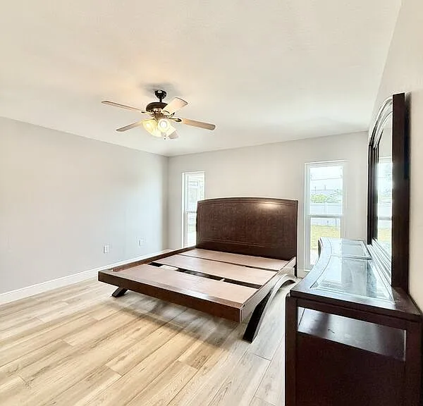 22148 Lockport Ave — Photo 35