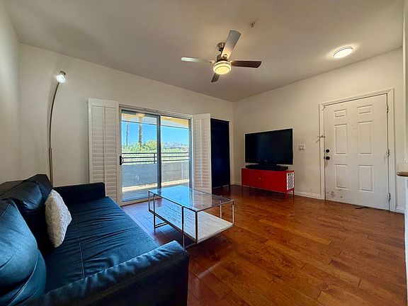 2nd image of 2291 W Horizon Ridge Pkwy Unit 1101