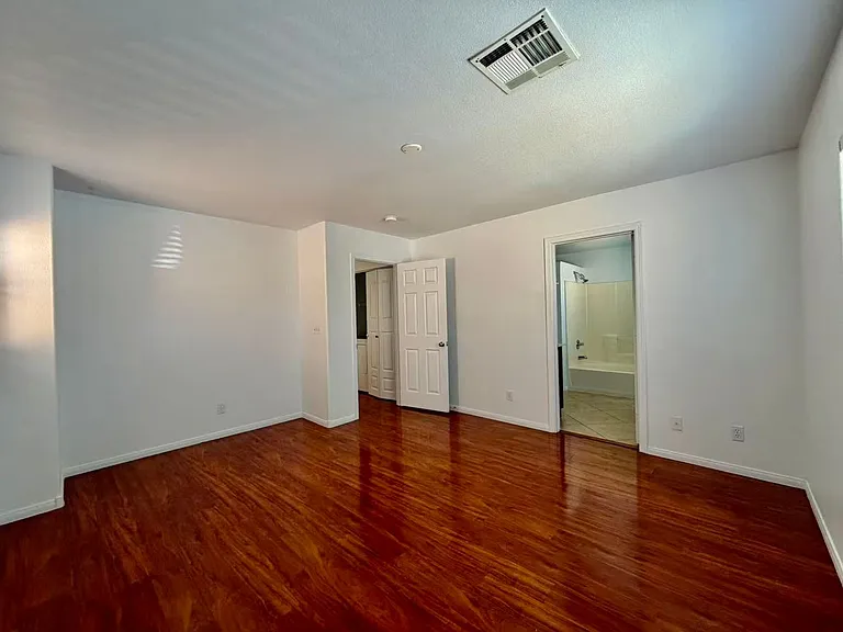 884 Blue Rosalie Pl — Photo 20