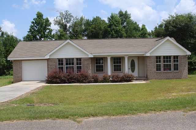1st image of 19696 Amberwood Dr
