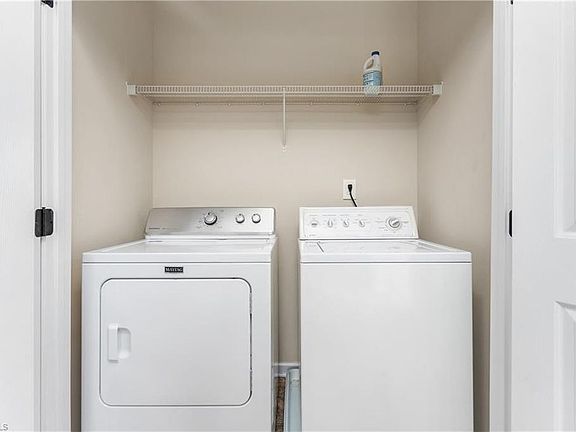 4th image of 153 Tysonridge Ct