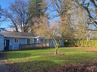140 Oak Ln, Lebanon, OR 97355