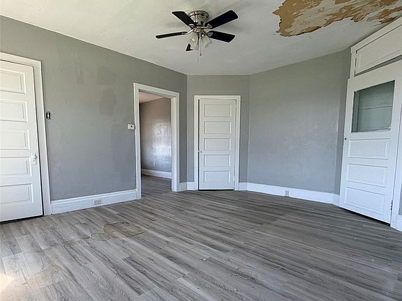 5th image of 108 Park Rd