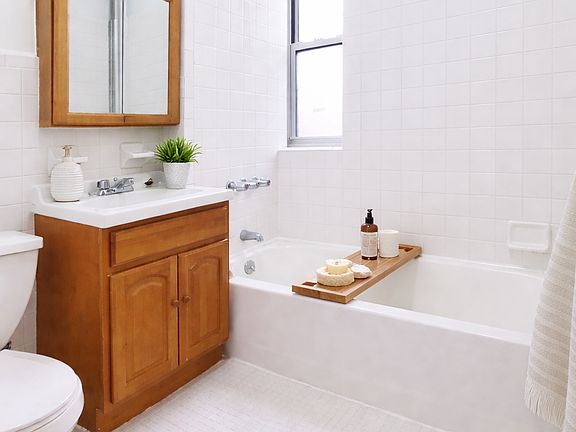 5th image of 508 W 167th St APT 6A
