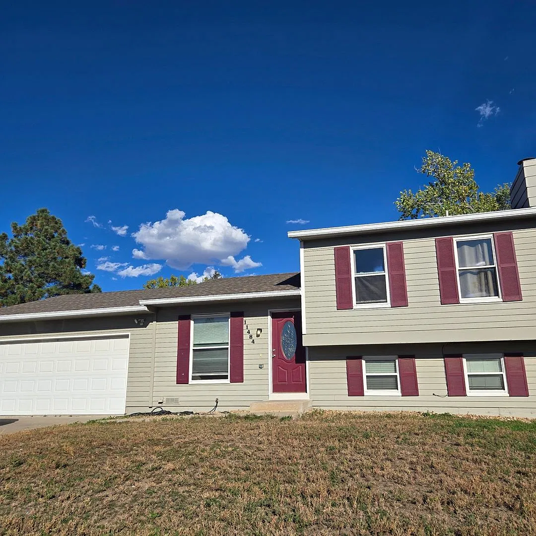 Spacious 4BR House in Parker, no HOA! — Photo 1