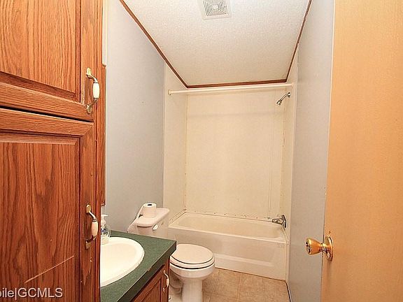 3rd image of 24306 Haynes Ct