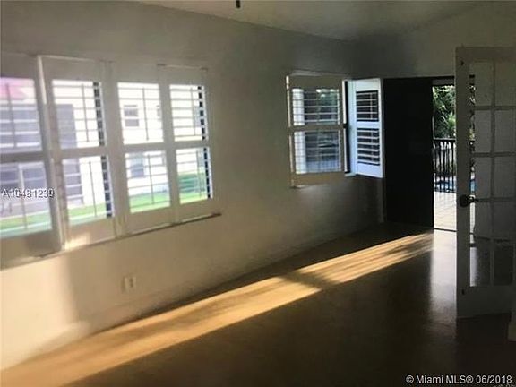 4th image of 510 Freedom Ct