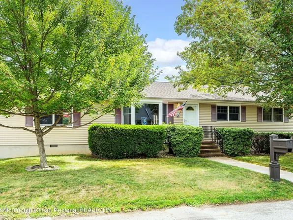 1512 Edgemere Road, Wall, NJ 07719